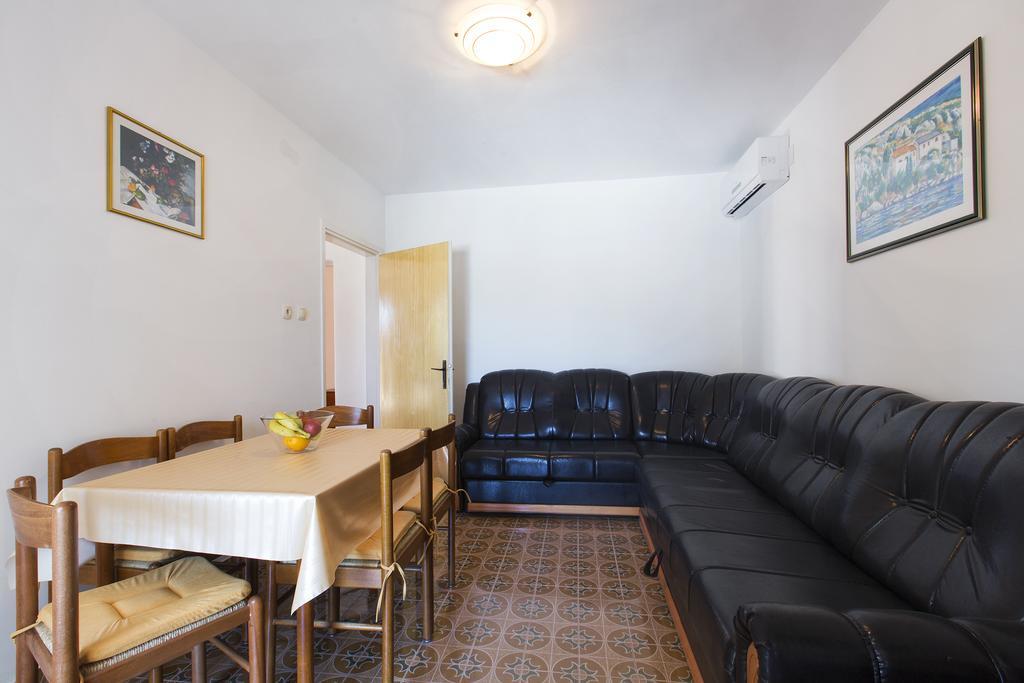 San Apartments Slatine Exterior foto